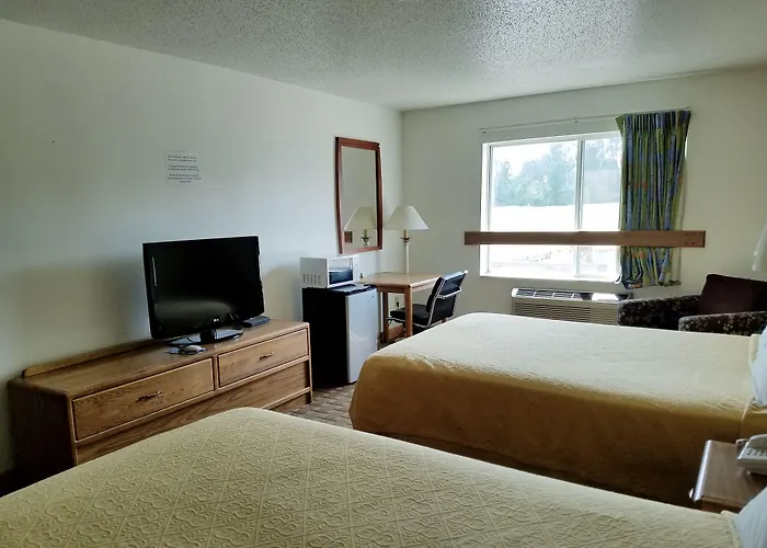 Inn Of The Pines