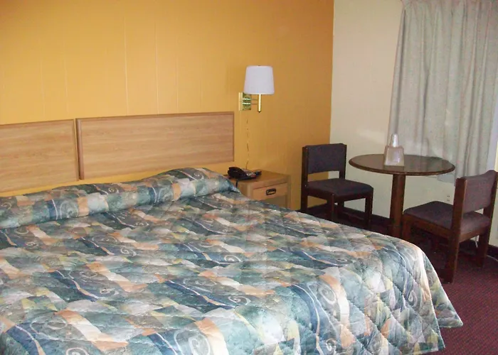 Skyland Inn - Bristol