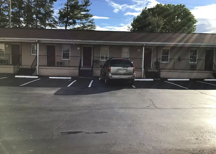Skyland Inn - Bristol