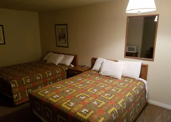 Lamplighter Lodge