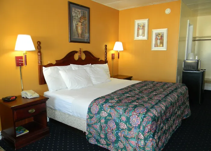 Fairfax Motel
