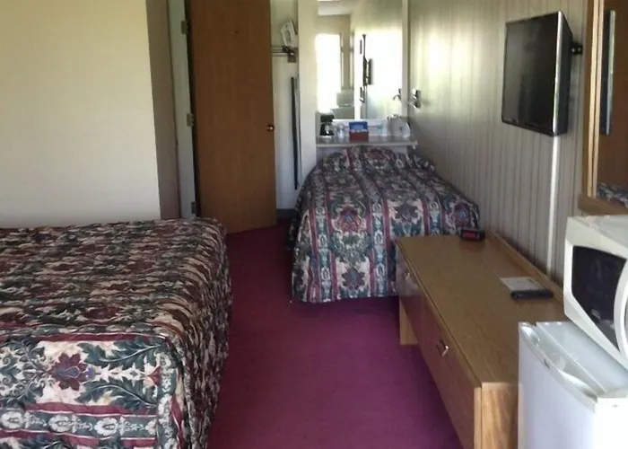 Dollinger'S Motor Inn