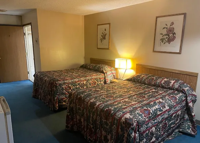 Dollinger'S Motor Inn