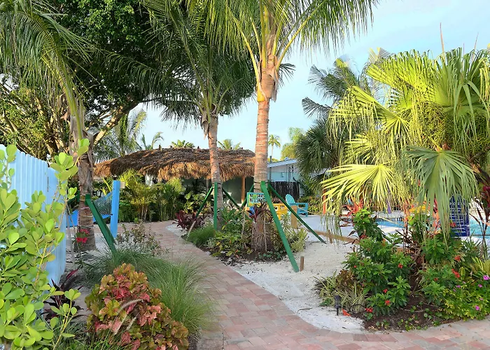 Siesta Key Palms Resort