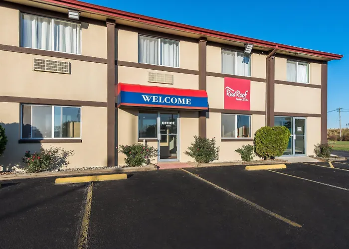 Red Roof Inn & Suites Wapakoneta