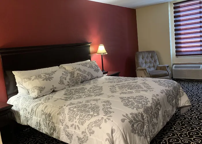 Fairbridge Inn Express Hiawatha