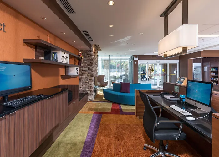 Fairfield Inn & Suites By Marriott Plymouth White Mountains