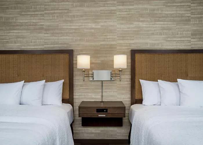 Hampton Inn & Suites Oahu Kapolei - Free Parking - No Resort Fee