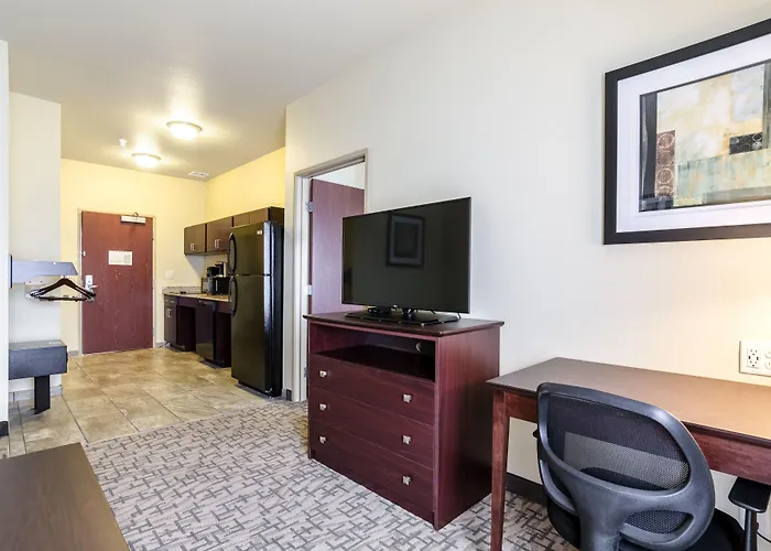Cobblestone Hotel & Suites - Erie