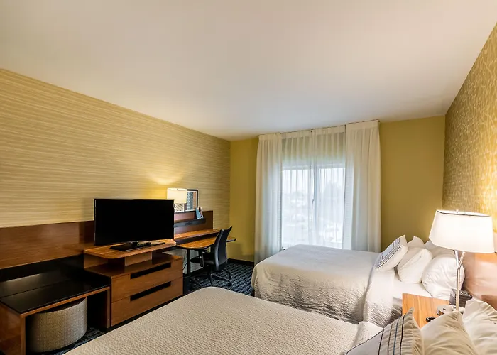 Fairfield Inn & Suites By Marriott Butte