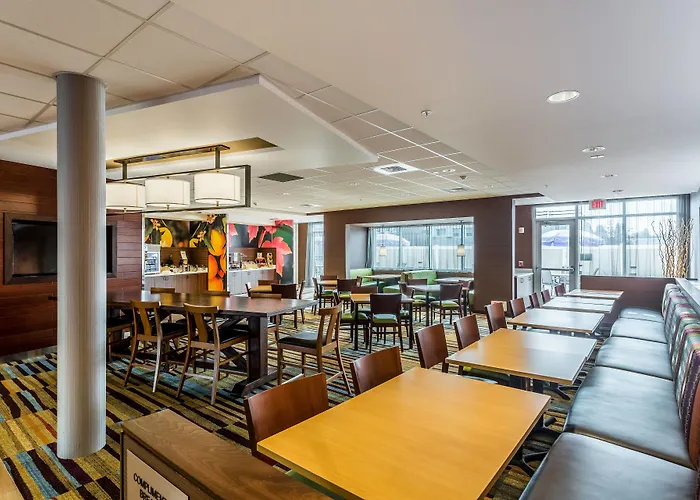 Fairfield Inn & Suites By Marriott Butte