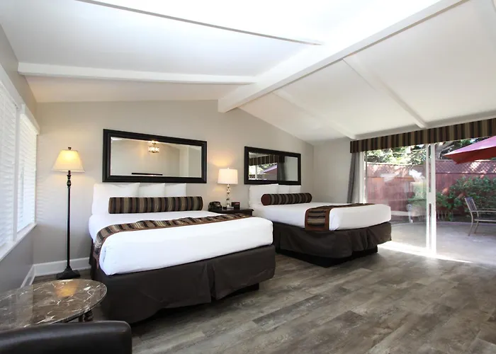 Monterey Peninsula Inn
