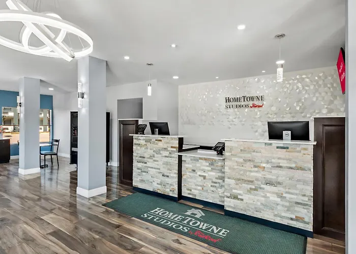 Hometowne Studios By Red Roof San Antonio E - Frost Bank Center