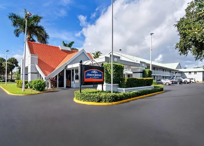 Howard Johnson By Wyndham Vero Beach / Downtown