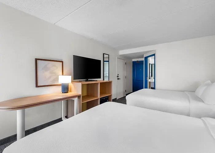 Spx Hotel Green Bay