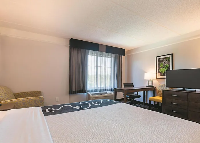 La Quinta By Wyndham Atlanta Alpharetta