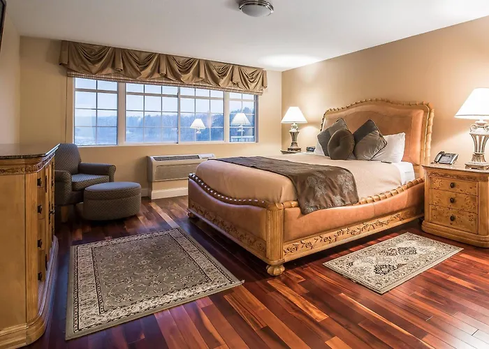 Riverside Hotel, An Ascend Collection Hotel