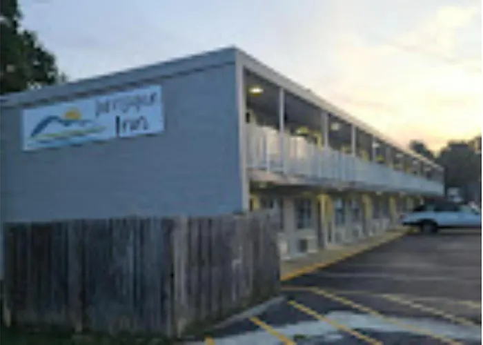 Lake Logan Inn