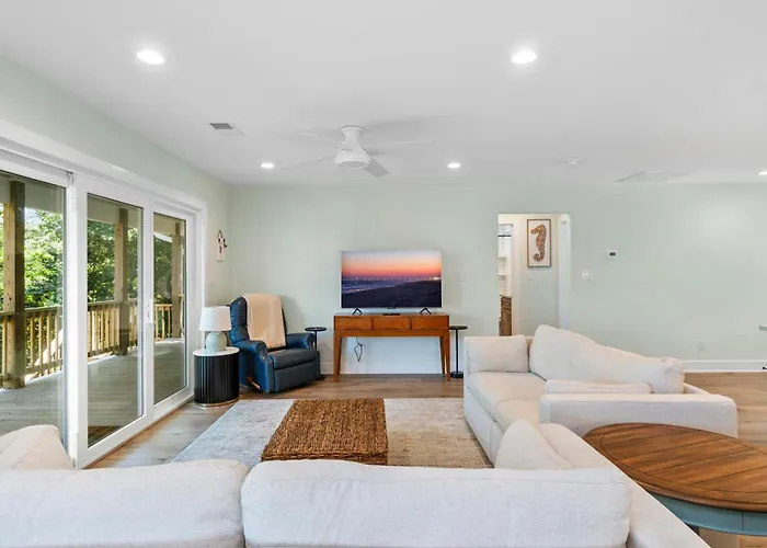 High Tide Hideaway By Emerald Isle Realty