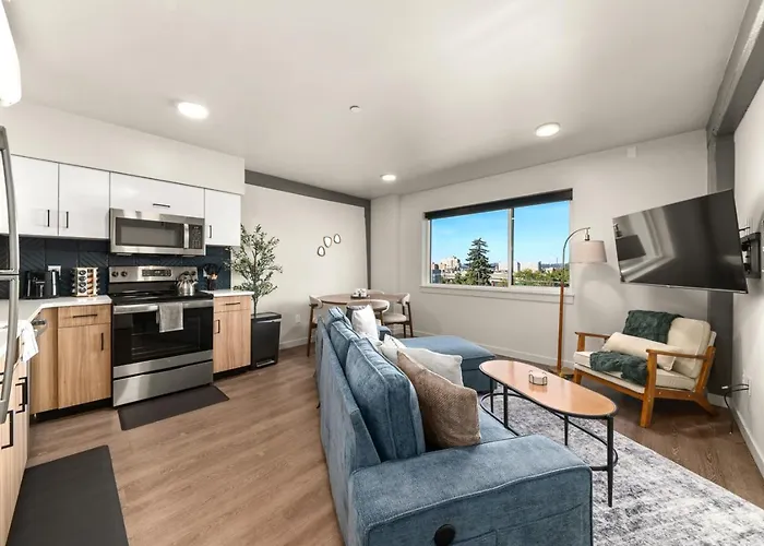 2Br Cozy Apartment In Dt
