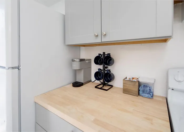 Deep Blue, Family Friendly, Renovated, Pets Welcome