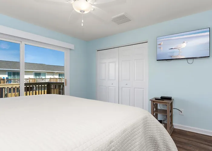 Pine Knoll Townes 126 By Emerald Isle Realty