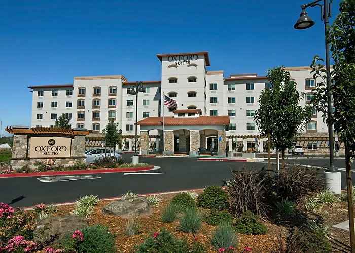Oxford Suites Sonoma - Rohnert Park