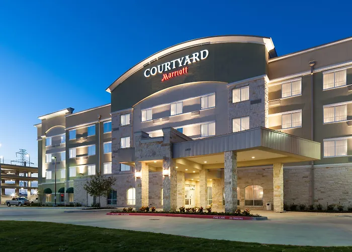 Courtyard By Marriott Dallas Plano/Richardson