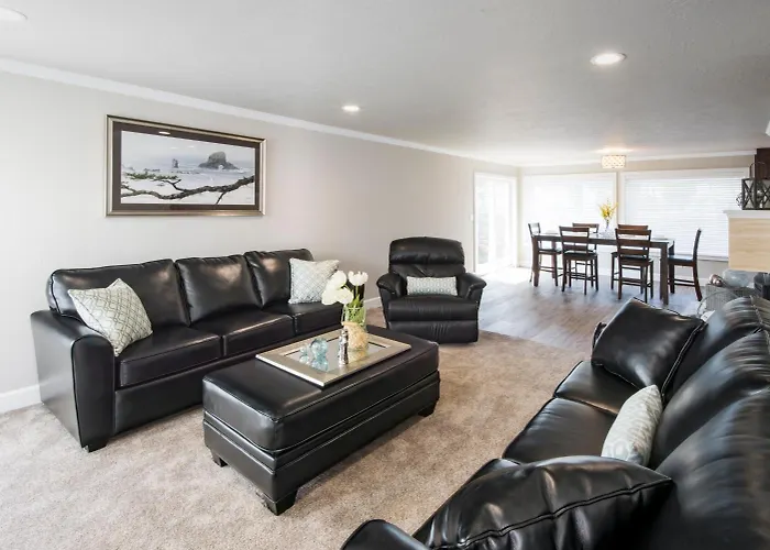Beach Drive Suites