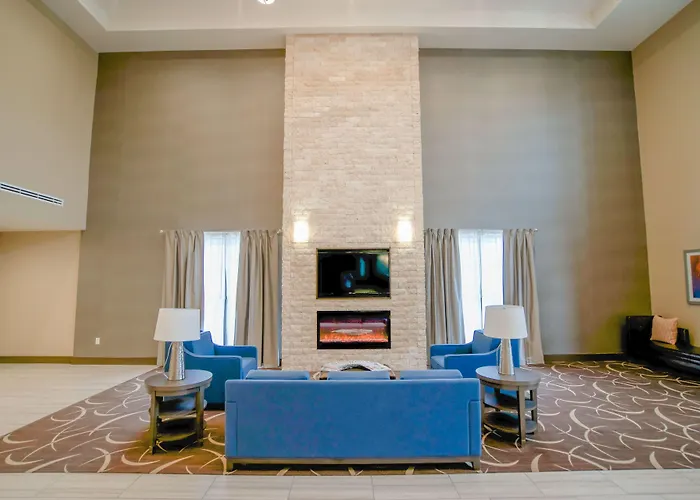 Comfort Suites Near Sam Houston Race Park