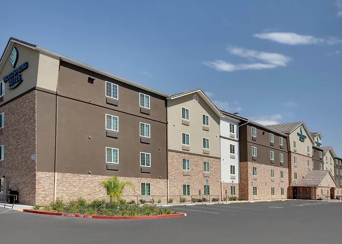 Woodspring Suites Bakersfield East