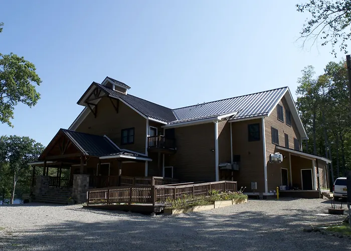The Retreat At Norwich Lake