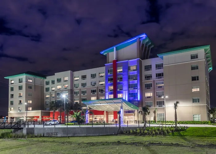 Holiday Inn Express & Suites Orlando At Seaworld By Ihg - With Free Shuttle Service To Seaworld Parks