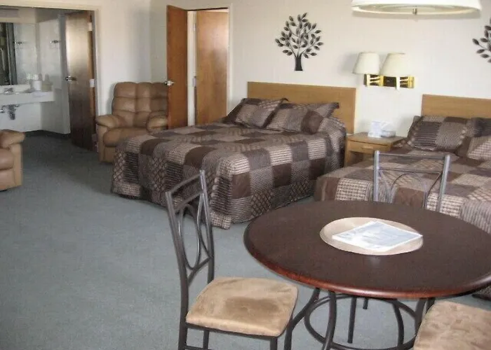 Little Bear Motel