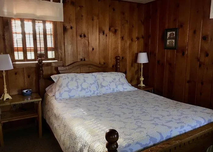Cedar Ridge Cabins