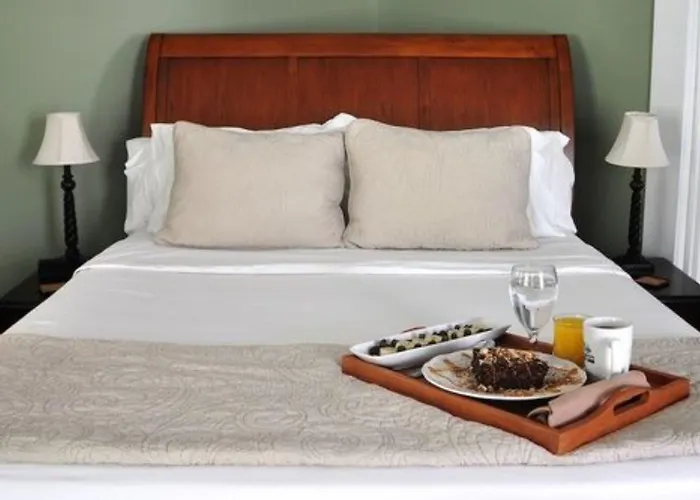 Greenway House Bed And Breakfast