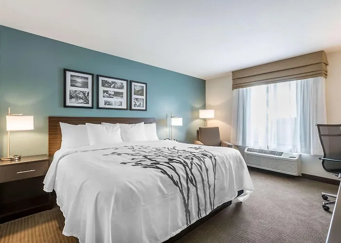 Sleep Inn & Suites West Des Moines Near Jordan Creek