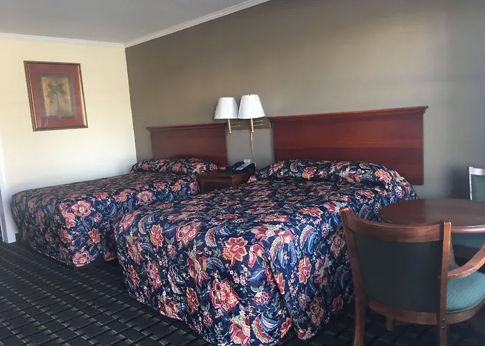 Travelodge By Wyndham Orangeburg