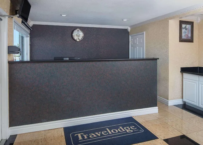 Travelodge By Wyndham Orangeburg