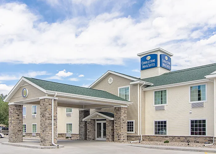 Cobblestone Inn & Suites - Guernsey