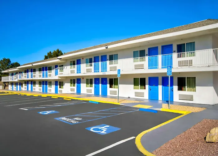 Studio 6 Victorville - Apple Valley