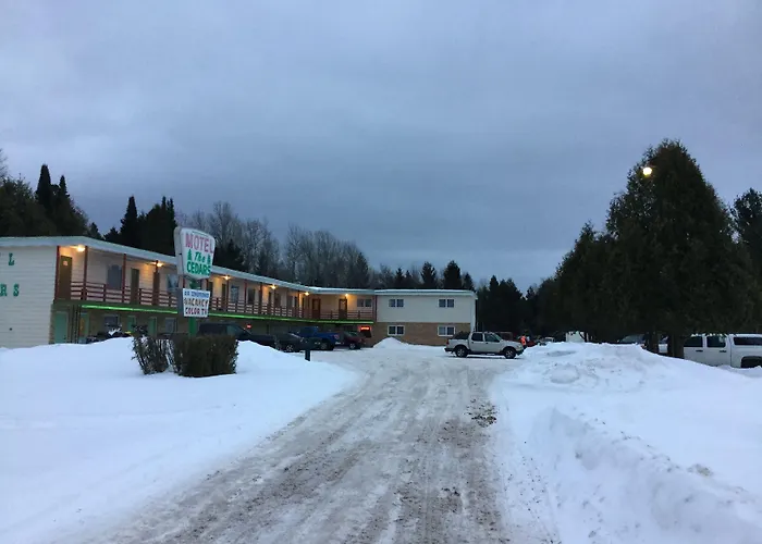 Cedars Motel