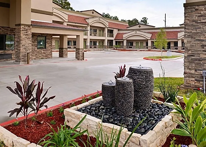 Scottish Inn & Suites - Conroe