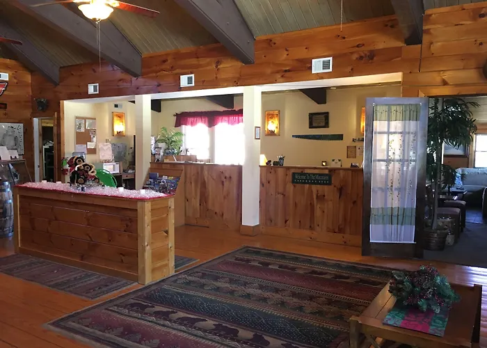 Smoky Falls Lodge