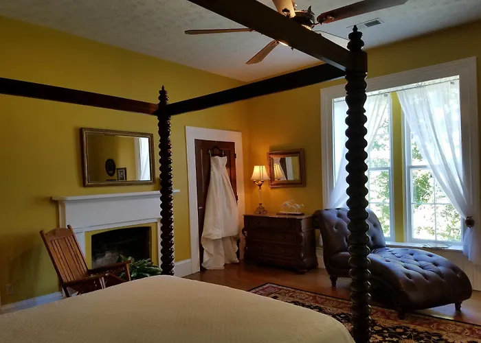 The Denny House