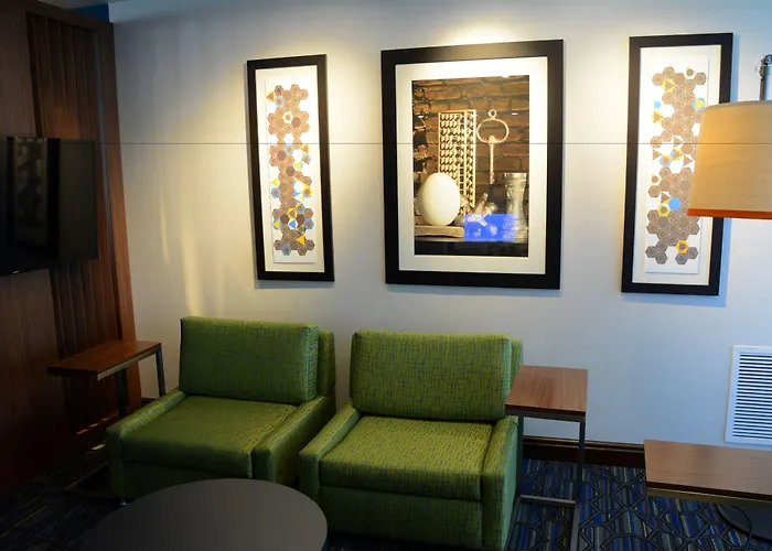 Holiday Inn Express & Suites - Pittsburgh - Monroeville By Ihg