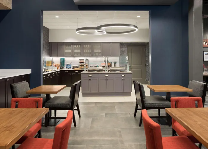 Homewood Suites By Hilton Milwaukee Downtown