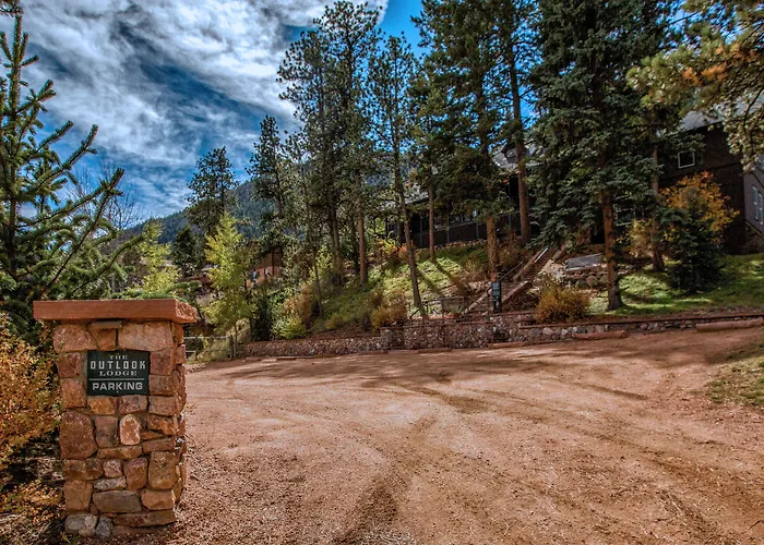 The Outlook Lodge