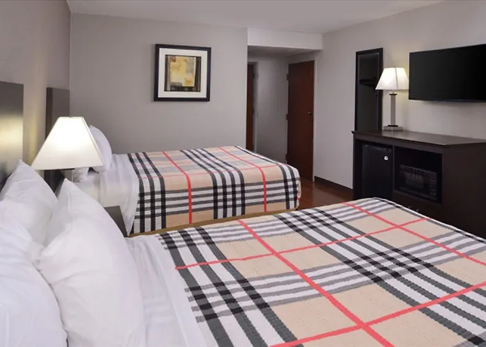 Fairbridge Inn Express Monroe City
