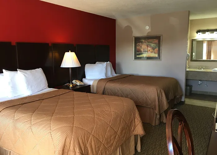 Pinetree Inn